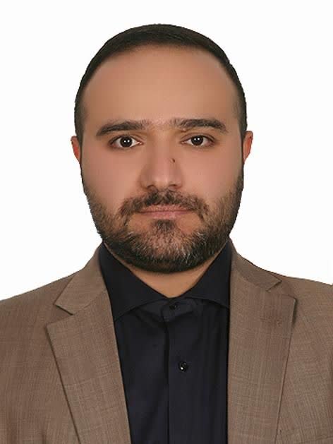 اصغر محمودی